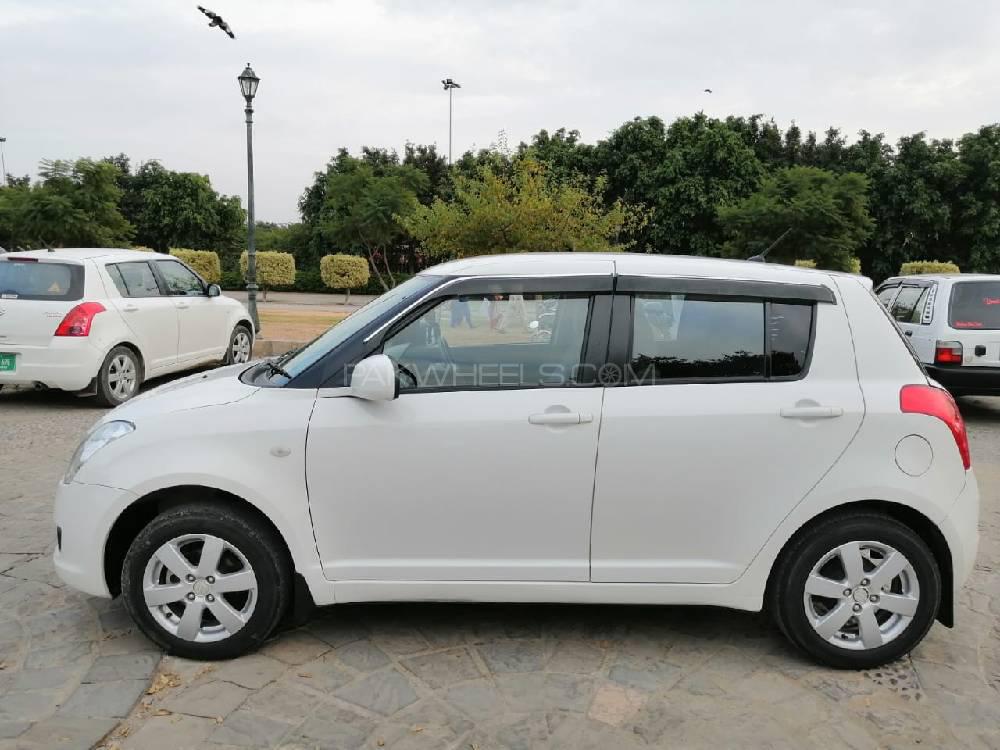 Suzuki Swift 2017 for Sale in Karachi Suzuki Swift 2017 for Sale in Karachi Image-9