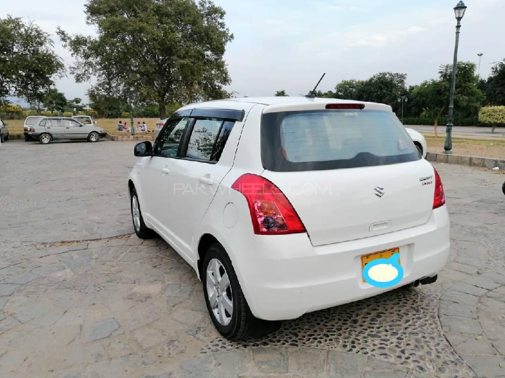 Suzuki Swift 2017 for Sale in Karachi Suzuki Swift 2017 for Sale in Karachi Image-4