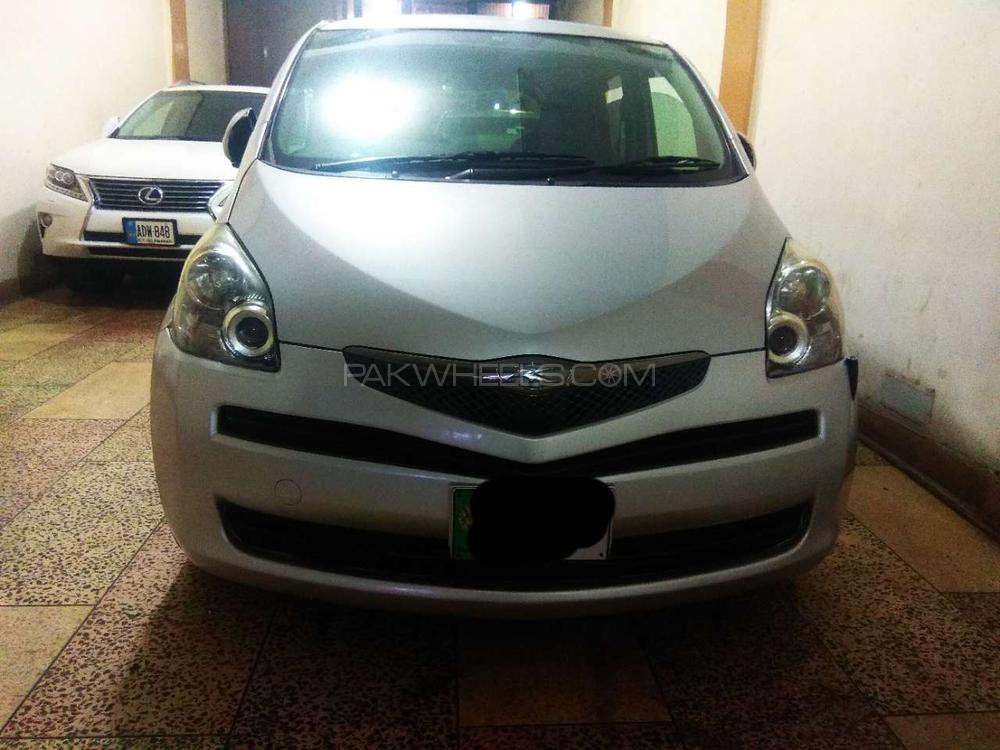 Toyota Ractis 2009 for Sale in Lahore Image-1