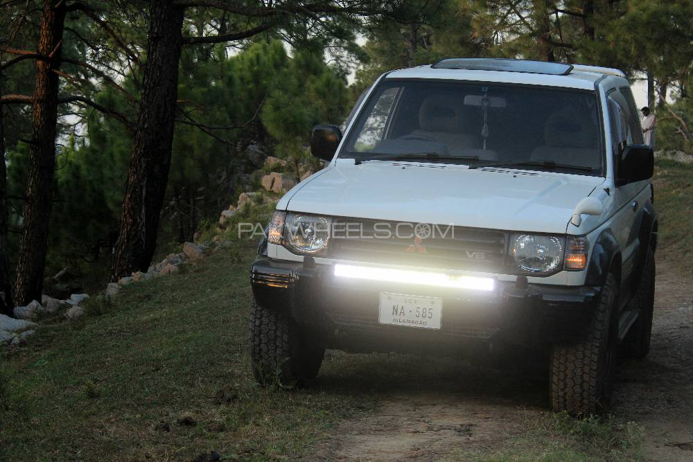 Mitsubishi Pajero - 1993  Mitsubishi Pajero - 1993  Image-4