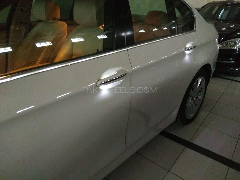 BMW 5 Series 2010 for Sale in Lahore BMW 5 Series 2010 for Sale in Lahore Image-4