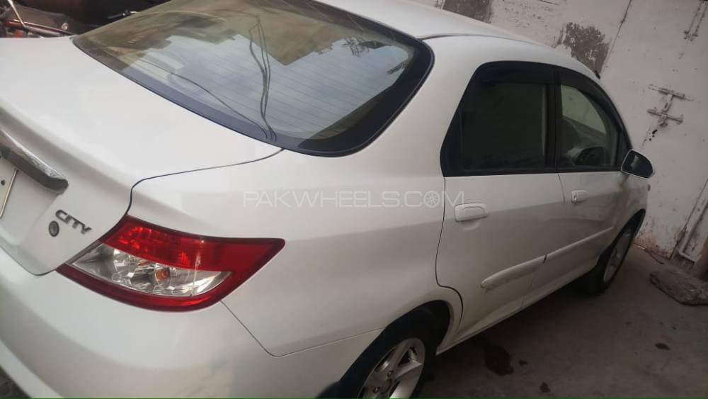Honda City 2005 for Sale in Lahore Honda City 2005 for Sale in Lahore Image-2