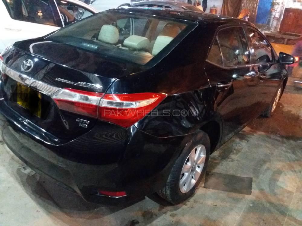 Toyota Corolla 2015 for Sale in Karachi Toyota Corolla 2015 for Sale in Karachi Image-2