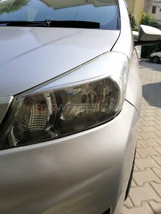 Toyota Vitz 2011 for Sale in Lahore Toyota Vitz 2011 for Sale in Lahore Image-4