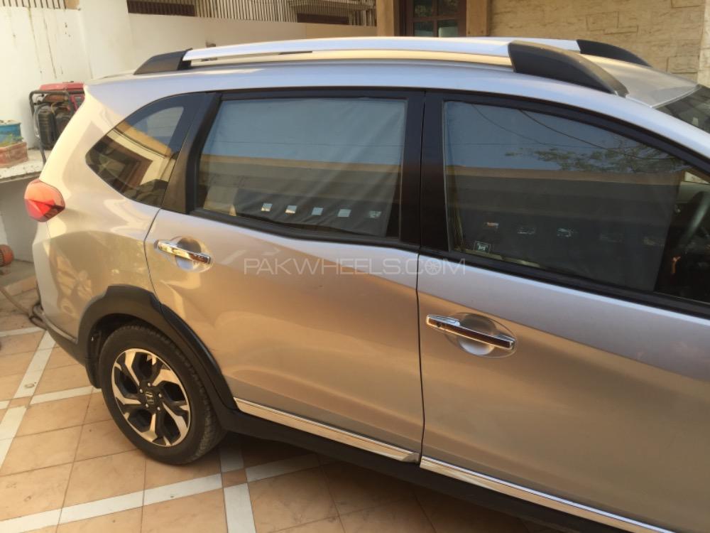Honda BR-V 2017 for Sale in Karachi Honda BR-V 2017 for Sale in Karachi Image-5