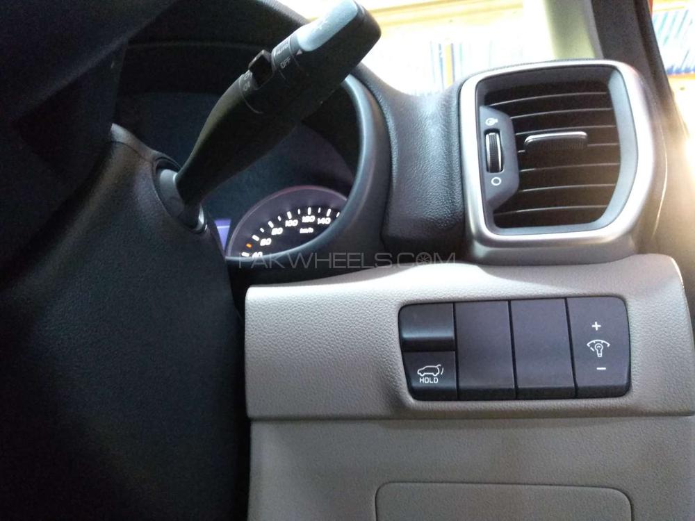 KIA Sportage 2019 for Sale in Karachi KIA Sportage 2019 for Sale in Karachi Image-11