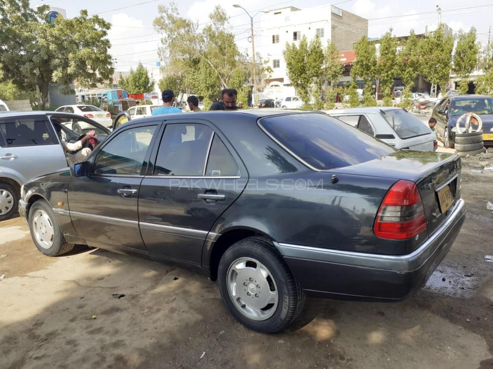 Mercedes Benz C Class 1997 for Sale in Karachi Mercedes Benz C Class 1997 for Sale in Karachi Image-4
