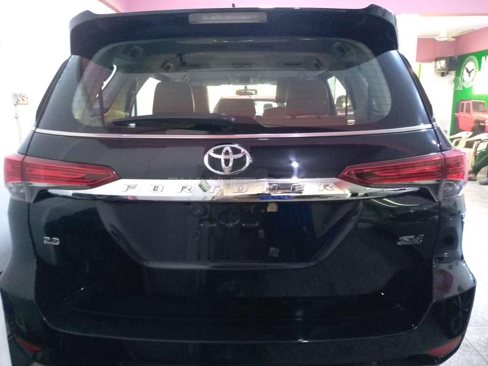 Toyota Fortuner 2018 for Sale in Karachi Toyota Fortuner 2018 for Sale in Karachi Image-17