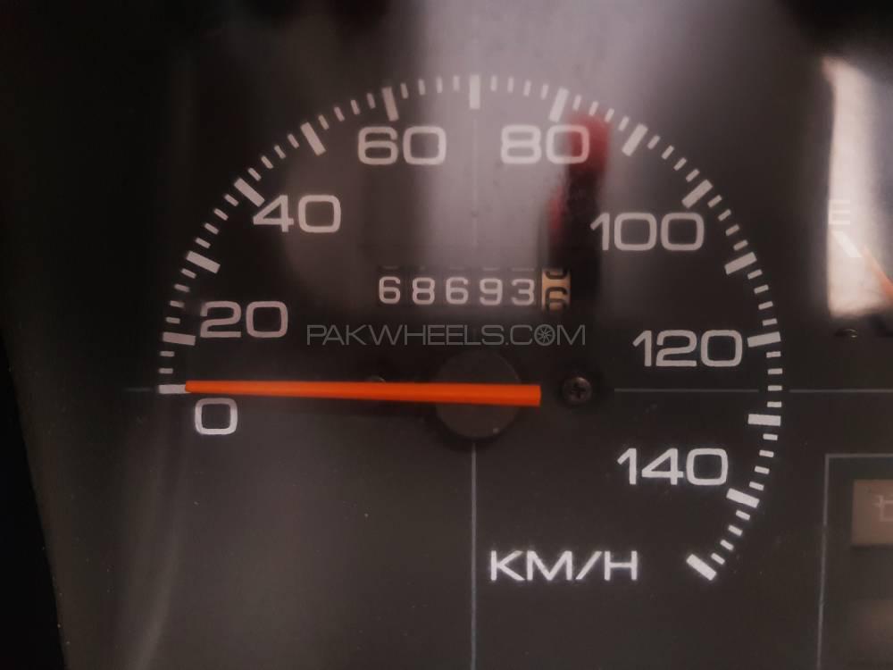 Suzuki Mehran 2016 for Sale in Lahore Suzuki Mehran 2016 for Sale in Lahore Image-10