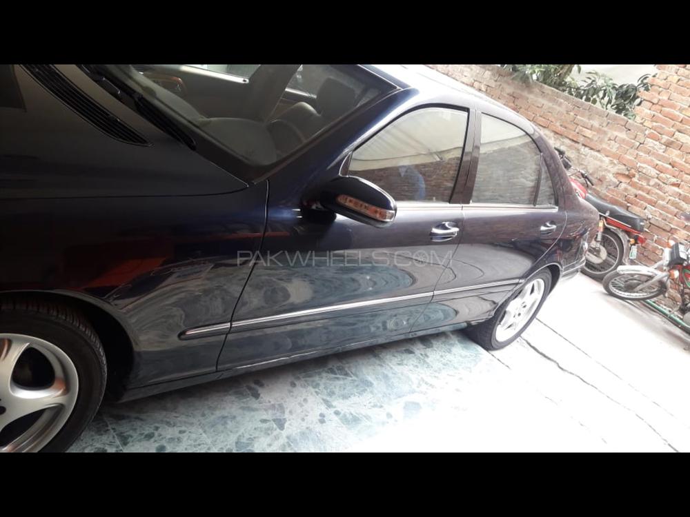 Mercedes Benz S Class 2001 for Sale in Lahore Mercedes Benz S Class 2001 for Sale in Lahore Image-3