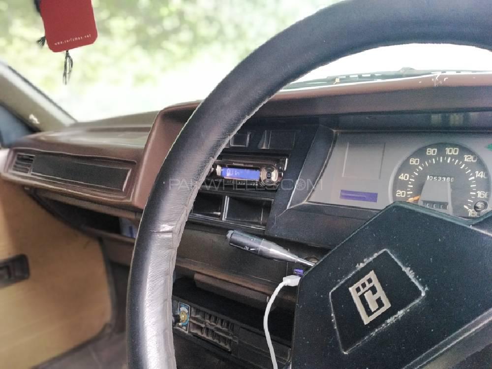 Toyota Corolla 1982 for Sale in Lahore Toyota Corolla 1982 for Sale in Lahore Image-4