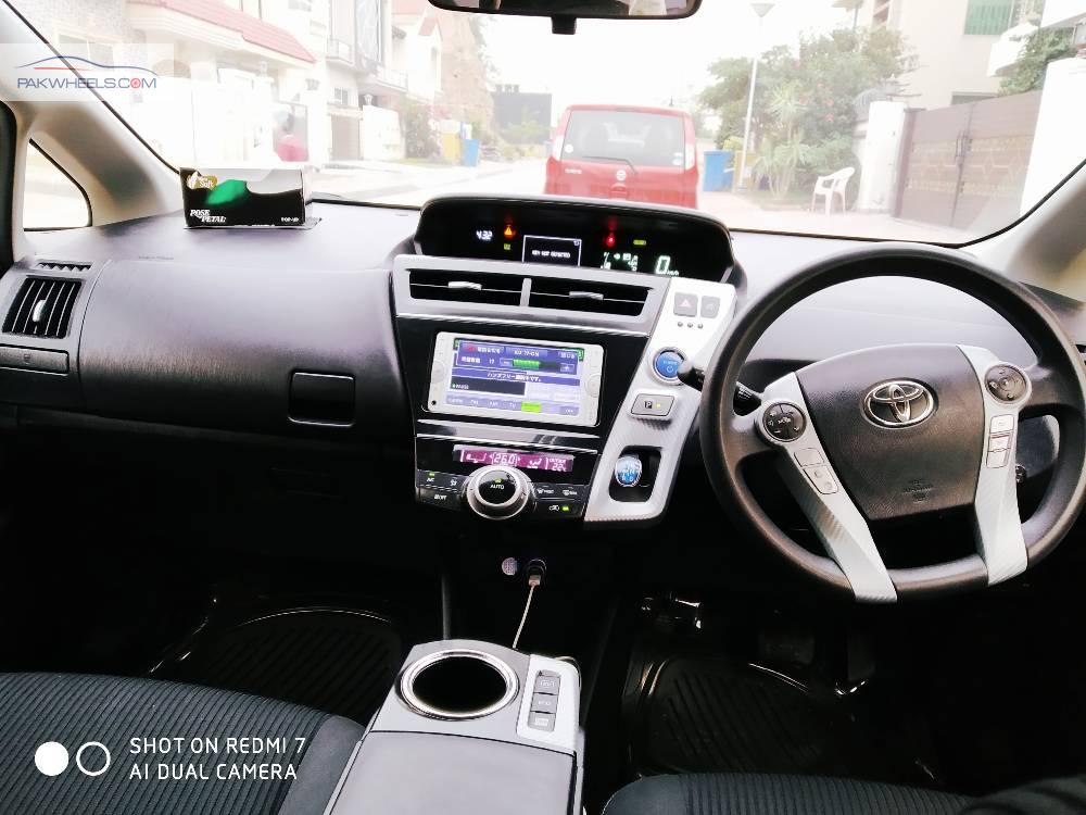 Toyota Prius Alpha 2015 for Sale in Islamabad Toyota Prius Alpha 2015 for Sale in Islamabad Image-19