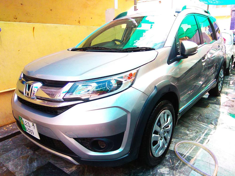 Honda BR-V 2017 for Sale in Lahore Honda BR-V 2017 for Sale in Lahore Image-3