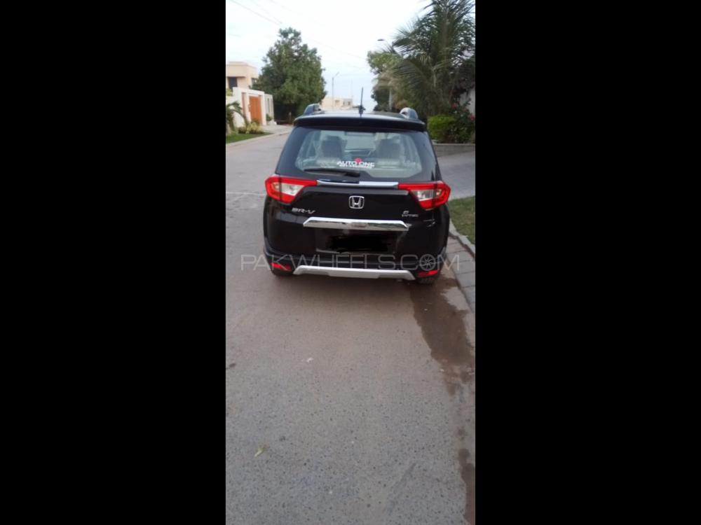 Honda BR-V 2018 for Sale in Karachi Honda BR-V 2018 for Sale in Karachi Image-2