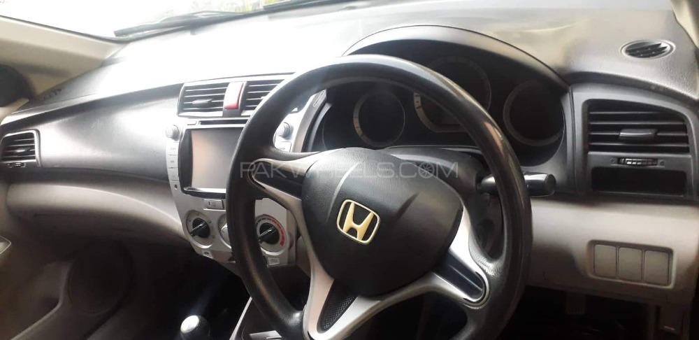 Honda City 2013 for Sale in Depal pur Honda City 2013 for Sale in Depal pur Image-3