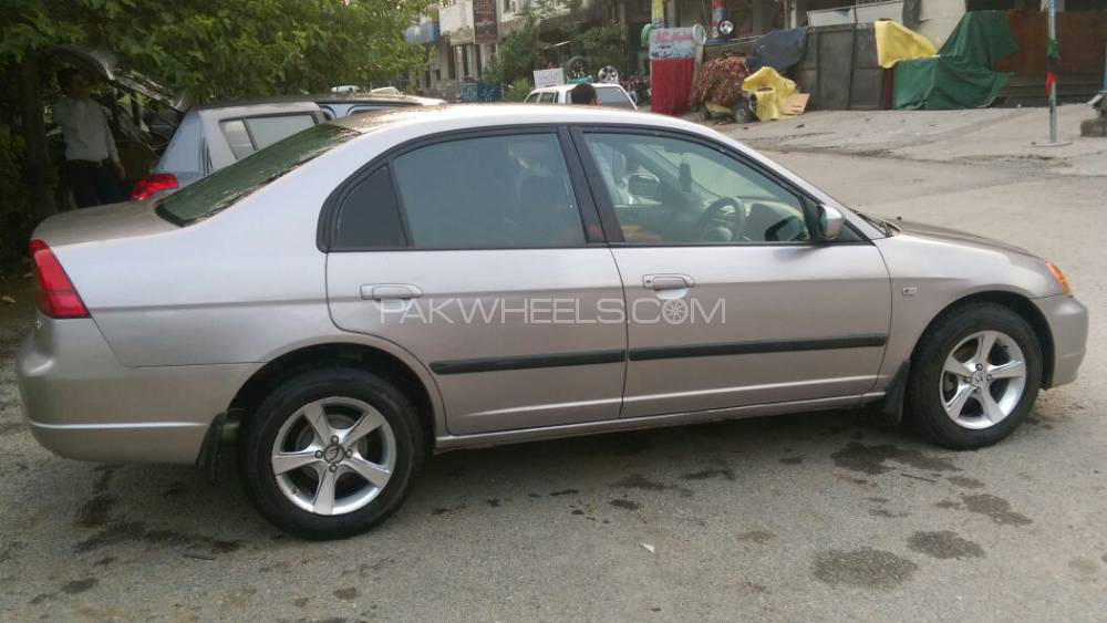 Honda Civic - 2002  Honda Civic - 2002  Image-4