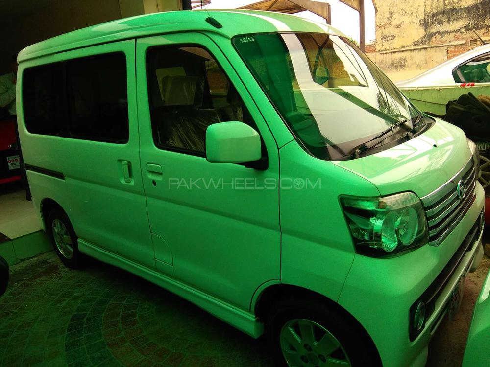 Daihatsu Atrai Wagon 2015 for Sale in Lahore Image-1