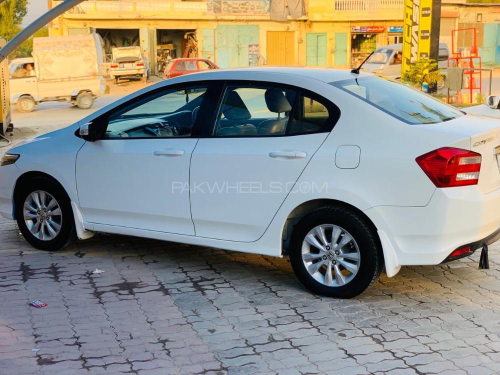 ہونڈا سٹی 2016 for Sale in ایبٹ آباد ہونڈا سٹی 2016 for Sale in ایبٹ آباد Image-2