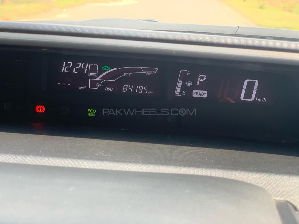 Toyota Aqua 2015 for Sale in Gujranwala Toyota Aqua 2015 for Sale in Gujranwala Image-8