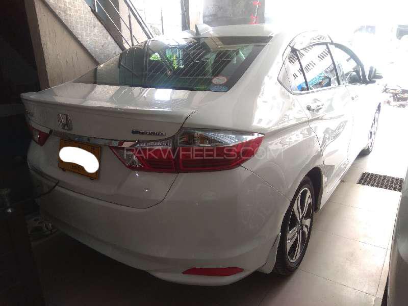 Honda Grace Hybrid 2015 for Sale in Karachi Honda Grace Hybrid 2015 for Sale in Karachi Image-13