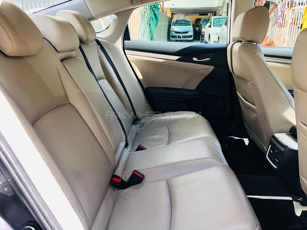 Honda Civic 2018 for Sale in Karachi Honda Civic 2018 for Sale in Karachi Image-9