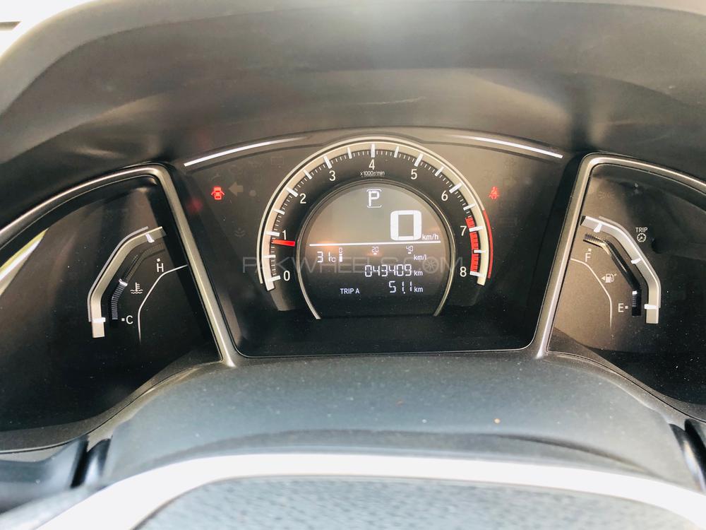 Honda Civic 2018 for Sale in Karachi Honda Civic 2018 for Sale in Karachi Image-11