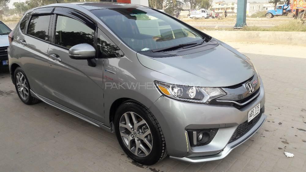 Honda Fit 2013 for Sale in Islamabad Honda Fit 2013 for Sale in Islamabad Image-2