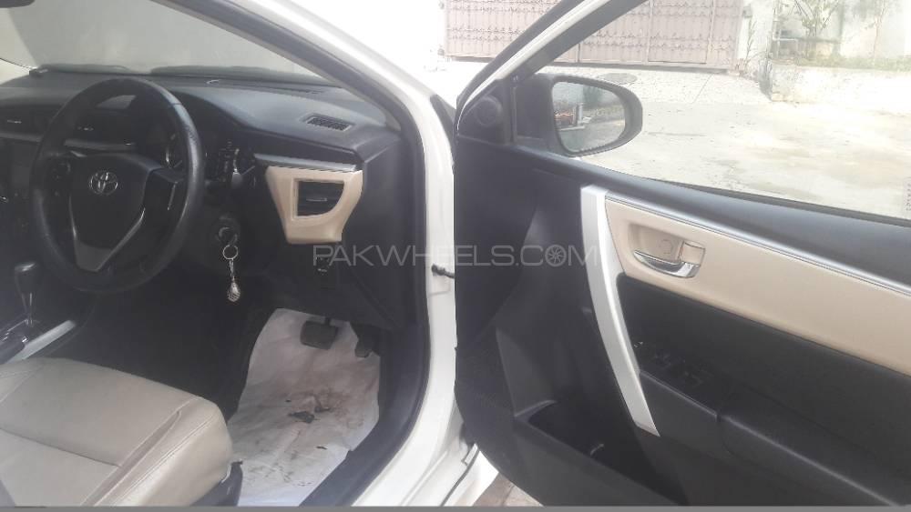 Toyota Corolla 2015 for Sale in Lahore Toyota Corolla 2015 for Sale in Lahore Image-7