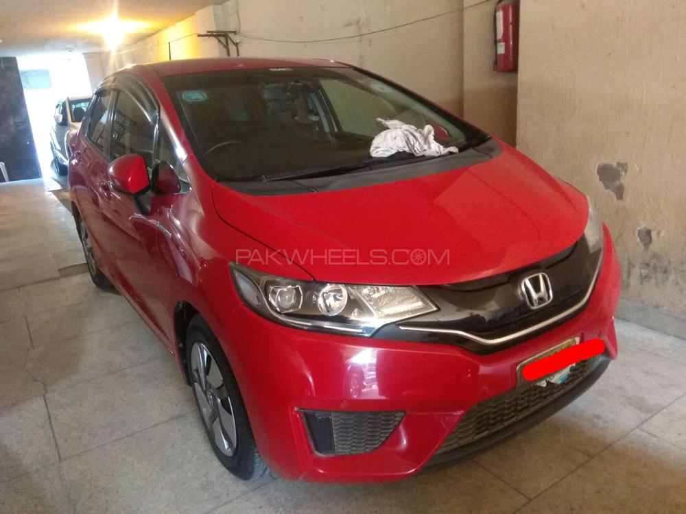 Honda Fit 2013 for Sale in Karachi Image-1