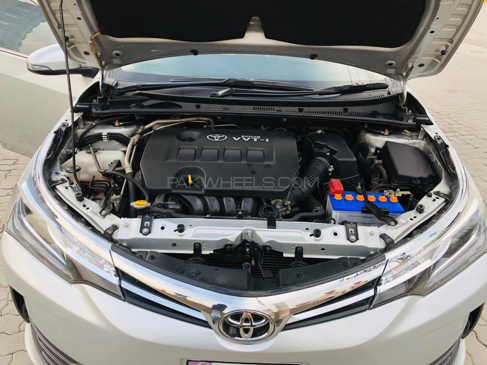 Toyota Corolla 2017 for Sale in Peshawar Toyota Corolla 2017 for Sale in Peshawar Image-6