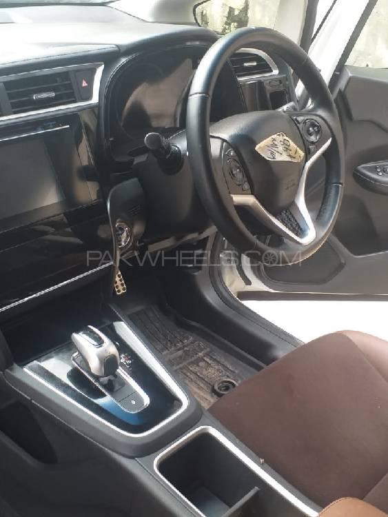 Honda Airwave 2018 for Sale in Lahore Honda Airwave 2018 for Sale in Lahore Image-12