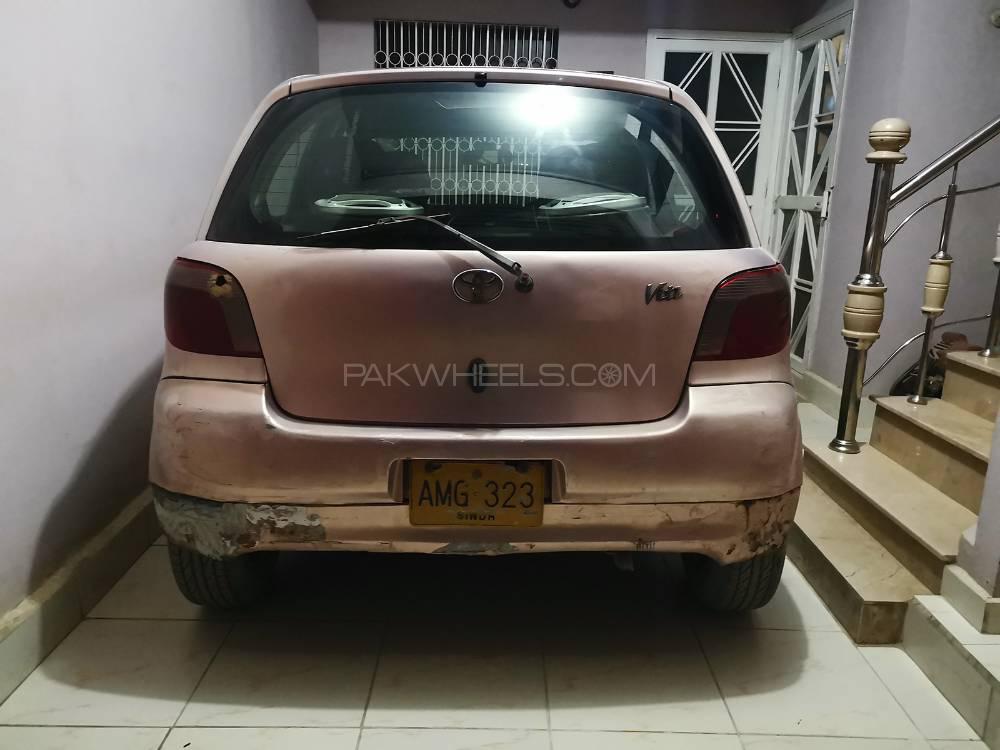 Toyota Vitz 2000 for Sale in Karachi Toyota Vitz 2000 for Sale in Karachi Image-2