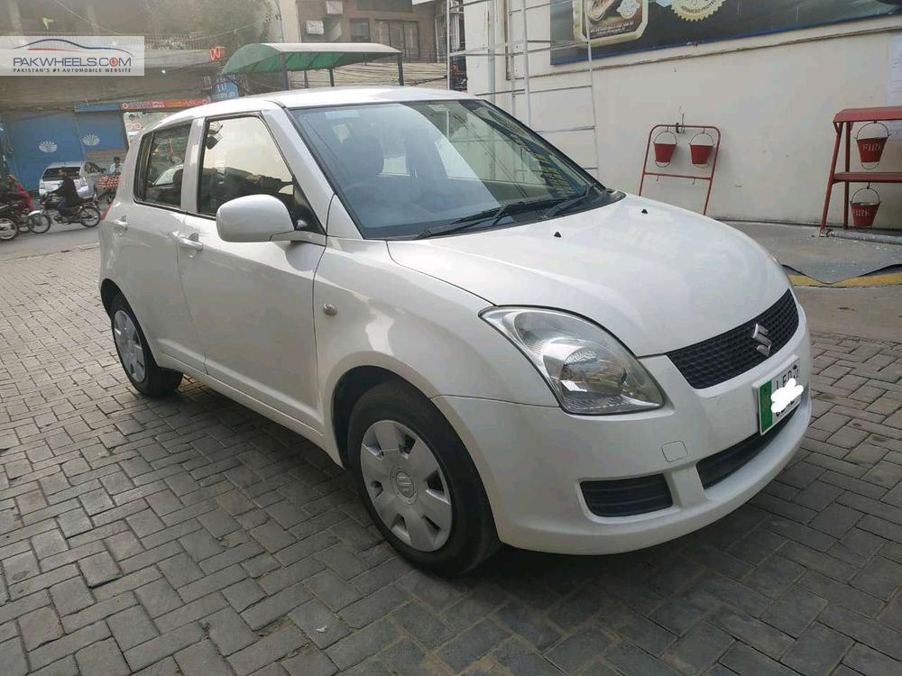 Suzuki Swift 2012 for Sale in Lahore Suzuki Swift 2012 for Sale in Lahore Image-2