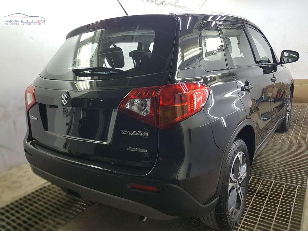 Suzuki Vitara 2018 for Sale in Karachi Suzuki Vitara 2018 for Sale in Karachi Image-19