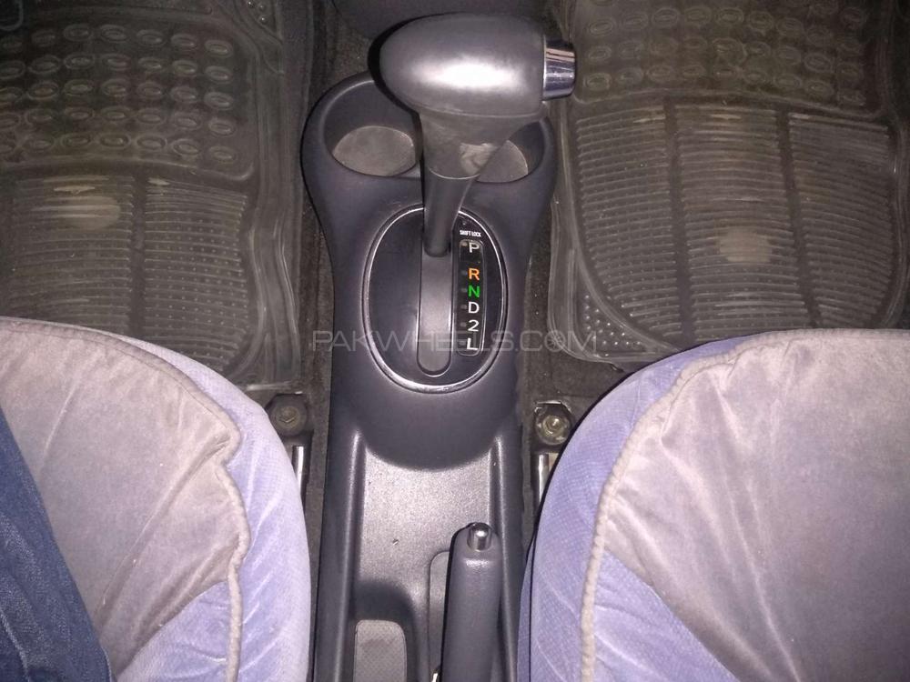 Toyota Vitz 2002 for Sale in Karachi Toyota Vitz 2002 for Sale in Karachi Image-7