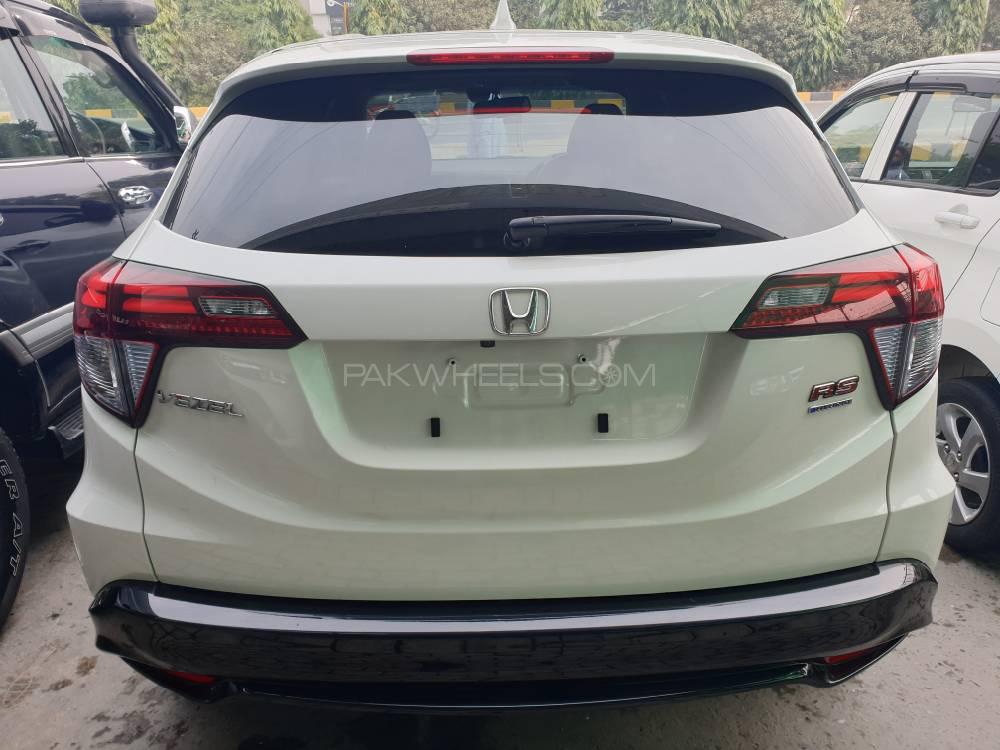 Honda Vezel 2017 for Sale in Lahore Honda Vezel 2017 for Sale in Lahore Image-5