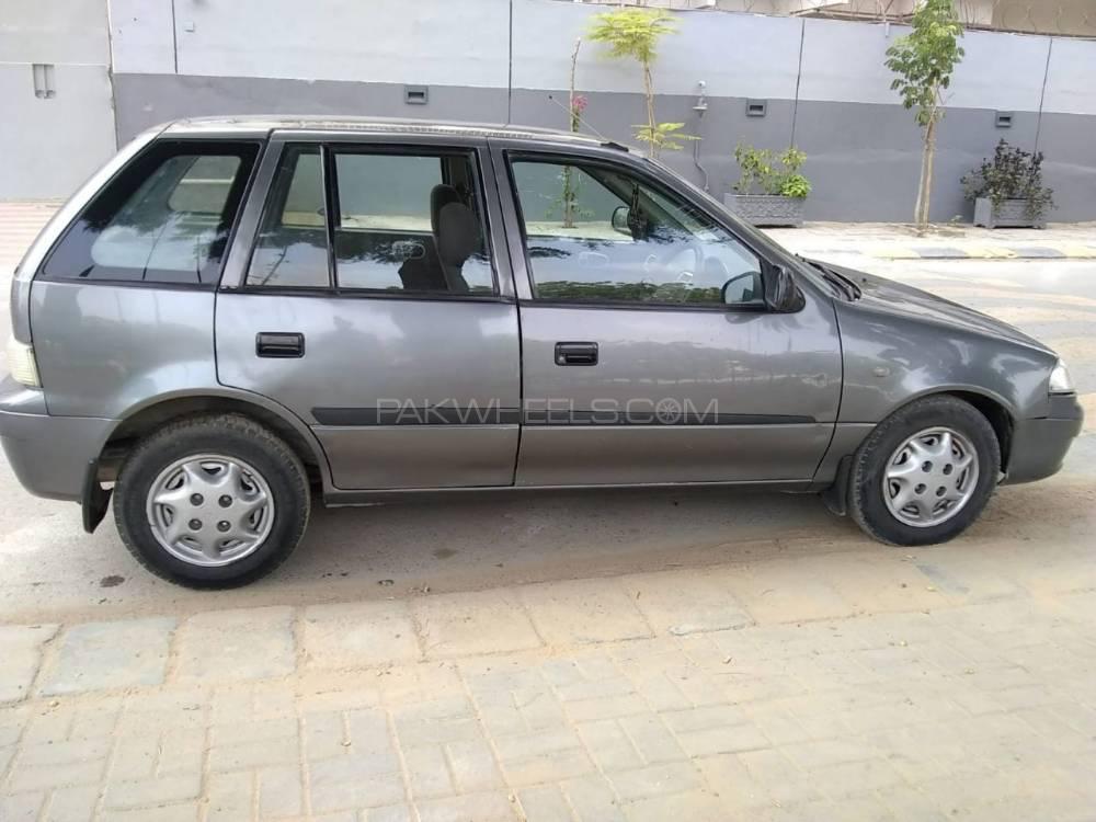 Suzuki Cultus 2014 for Sale in Karachi Suzuki Cultus 2014 for Sale in Karachi Image-3