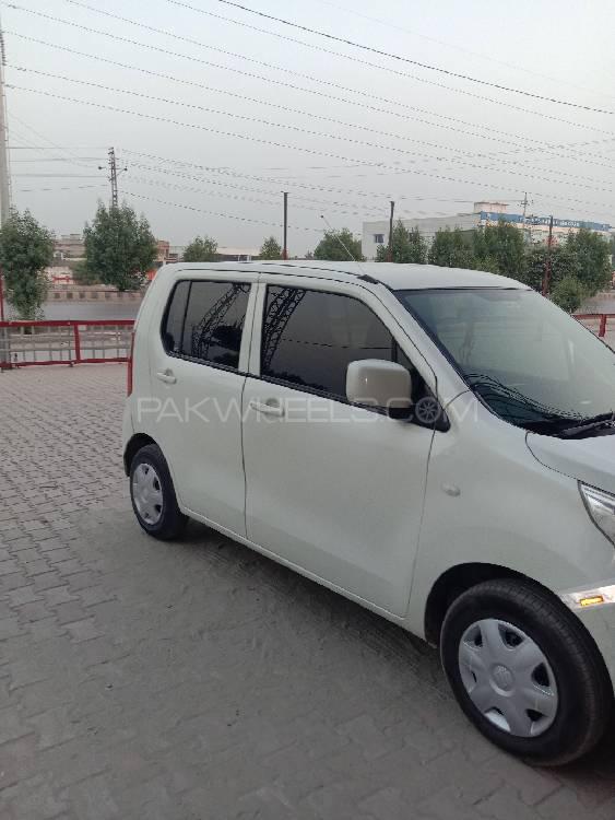 سوزوکی ویگن آر 2013 for Sale in پشاور سوزوکی ویگن آر 2013 for Sale in پشاور Image-15