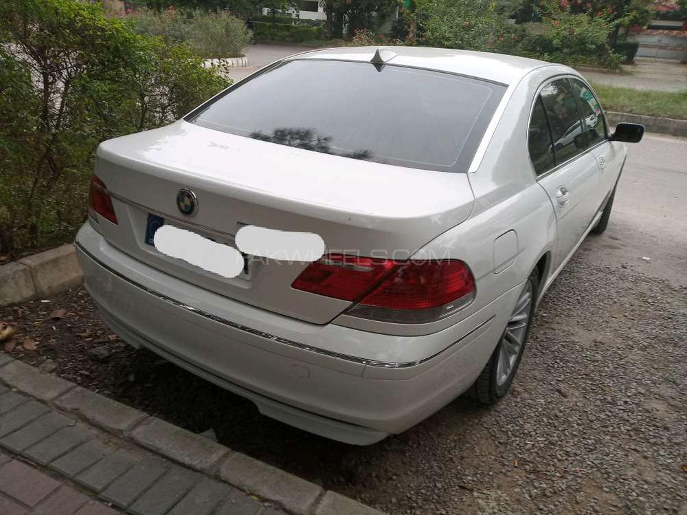 BMW 7 Series 2006 for Sale in Islamabad BMW 7 Series 2006 for Sale in Islamabad Image-5