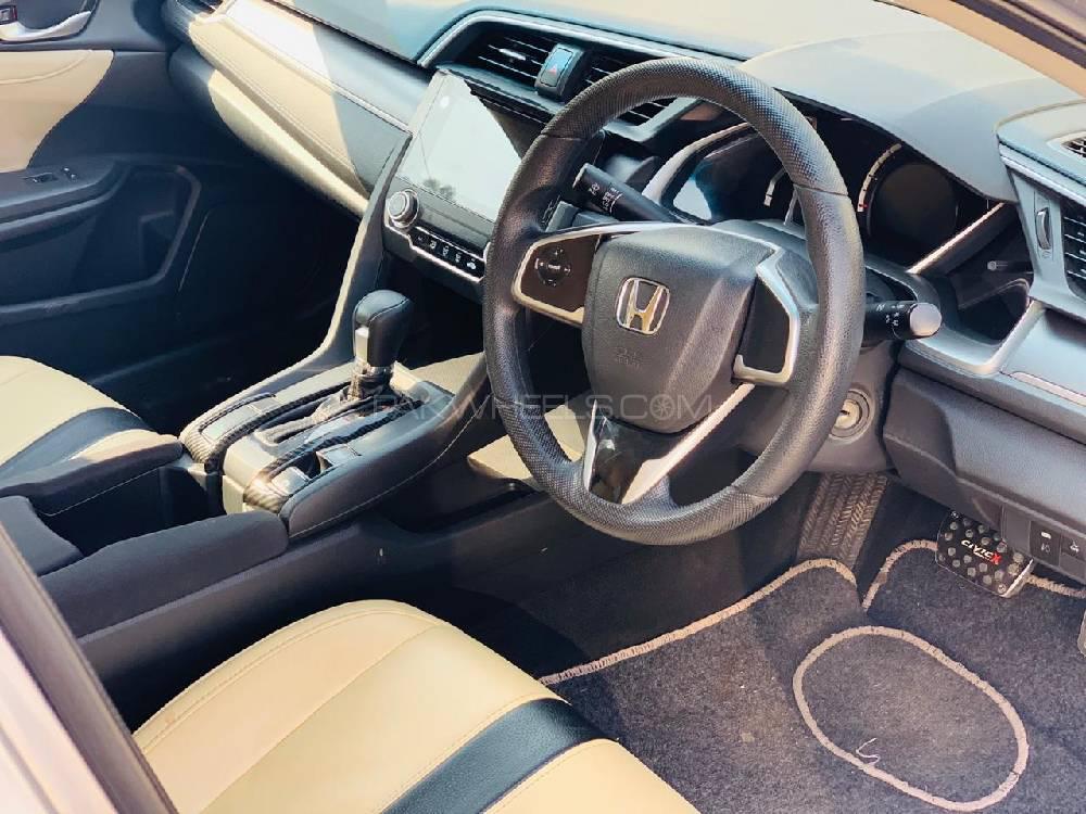 Honda Civic 2016 for Sale in Multan Honda Civic 2016 for Sale in Multan Image-2