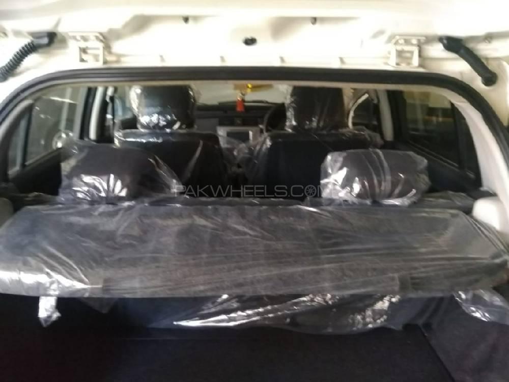 سوزوکی سوئفٹ 2015 for Sale in کراچی سوزوکی سوئفٹ 2015 for Sale in کراچی Image-10