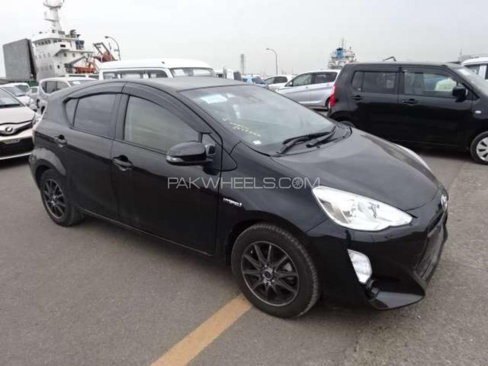 Toyota Aqua 2015 for Sale in Lahore Toyota Aqua 2015 for Sale in Lahore Image-13
