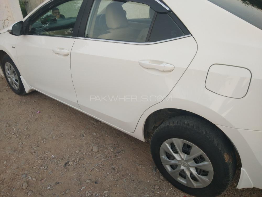 Toyota Corolla 2018 for Sale in Karachi Toyota Corolla 2018 for Sale in Karachi Image-5