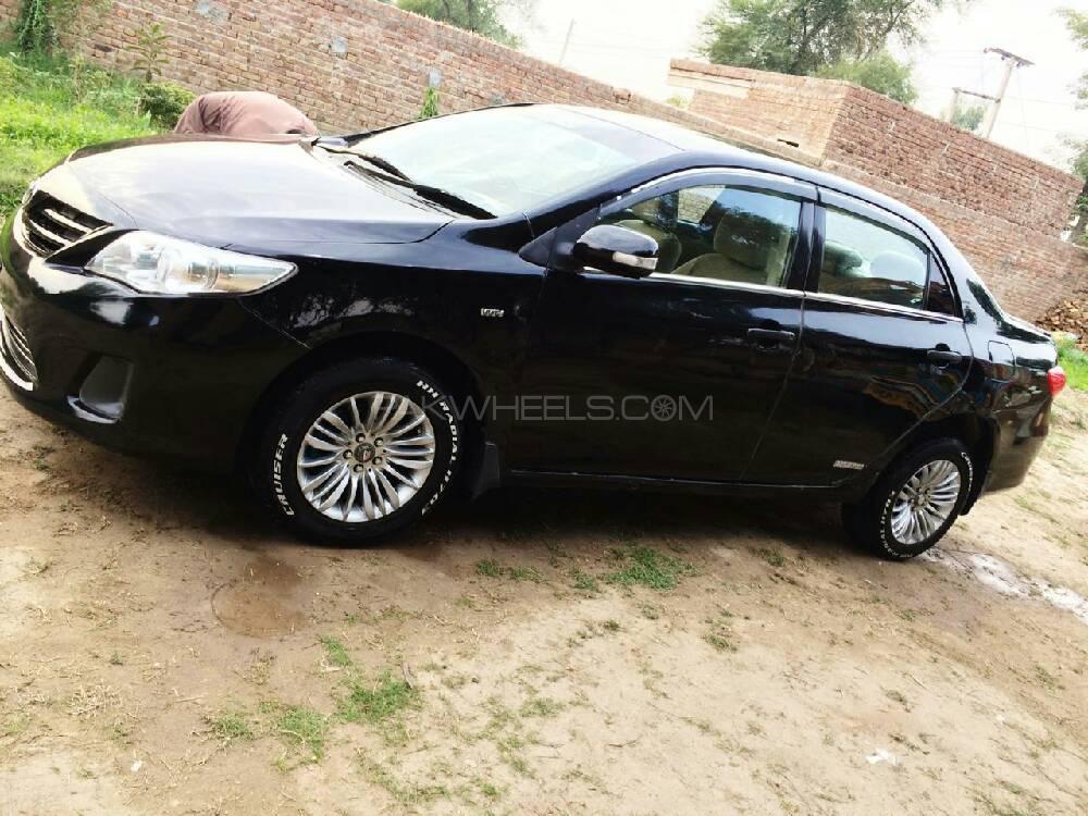 Toyota Corolla 2011 for Sale in Sargodha Image-1