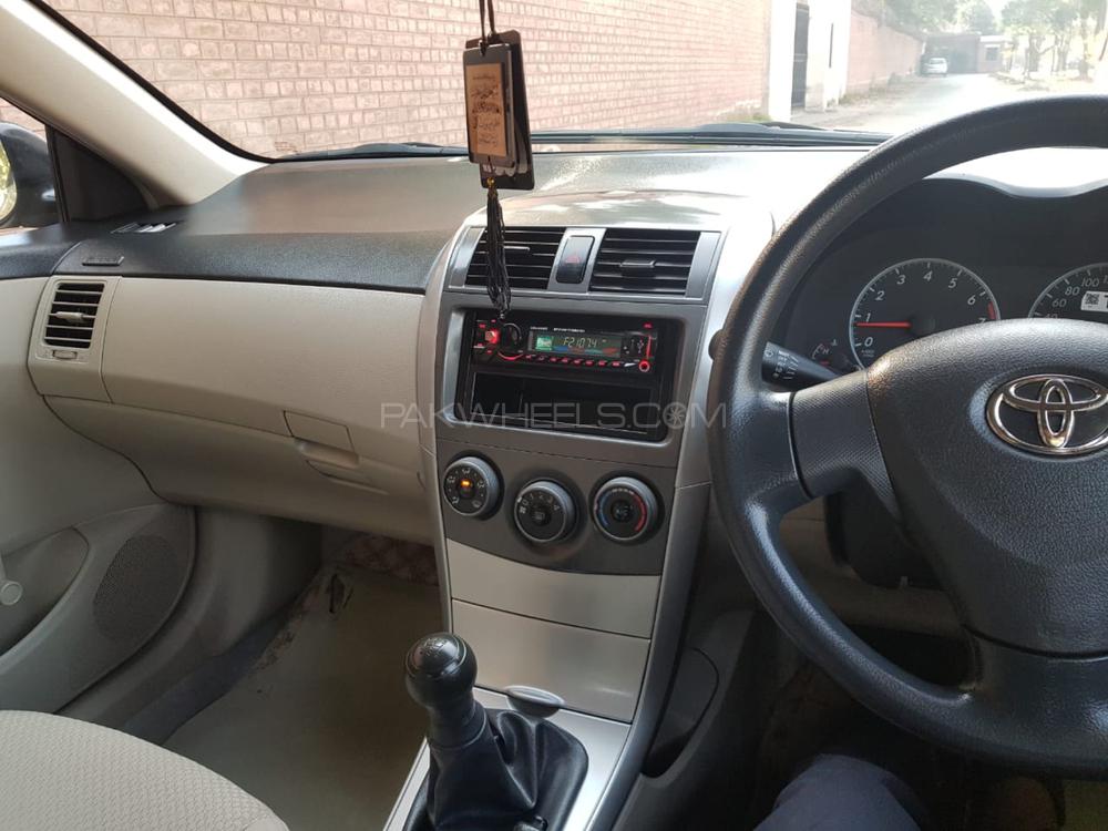Toyota Corolla 2014 for Sale in Lahore Toyota Corolla 2014 for Sale in Lahore Image-5