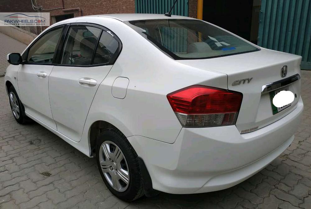 Honda City 2014 for Sale in Lahore Honda City 2014 for Sale in Lahore Image-15