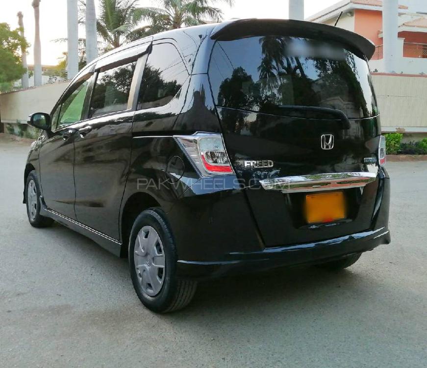Honda Freed 2012 for Sale in Karachi Honda Freed 2012 for Sale in Karachi Image-3