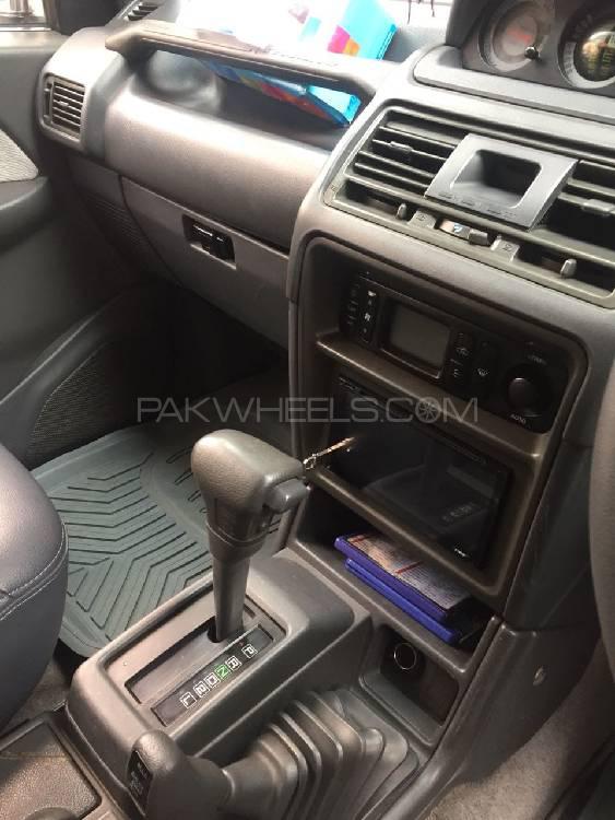 Mitsubishi Pajero 1995 for Sale in Lahore Mitsubishi Pajero 1995 for Sale in Lahore Image-8