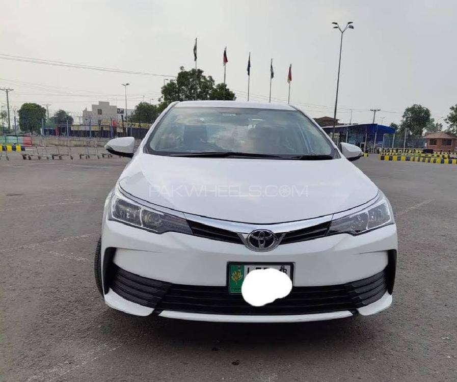 Toyota Corolla 2018 for Sale in Toba Tek Singh Toyota Corolla 2018 for Sale in Toba Tek Singh Image-4