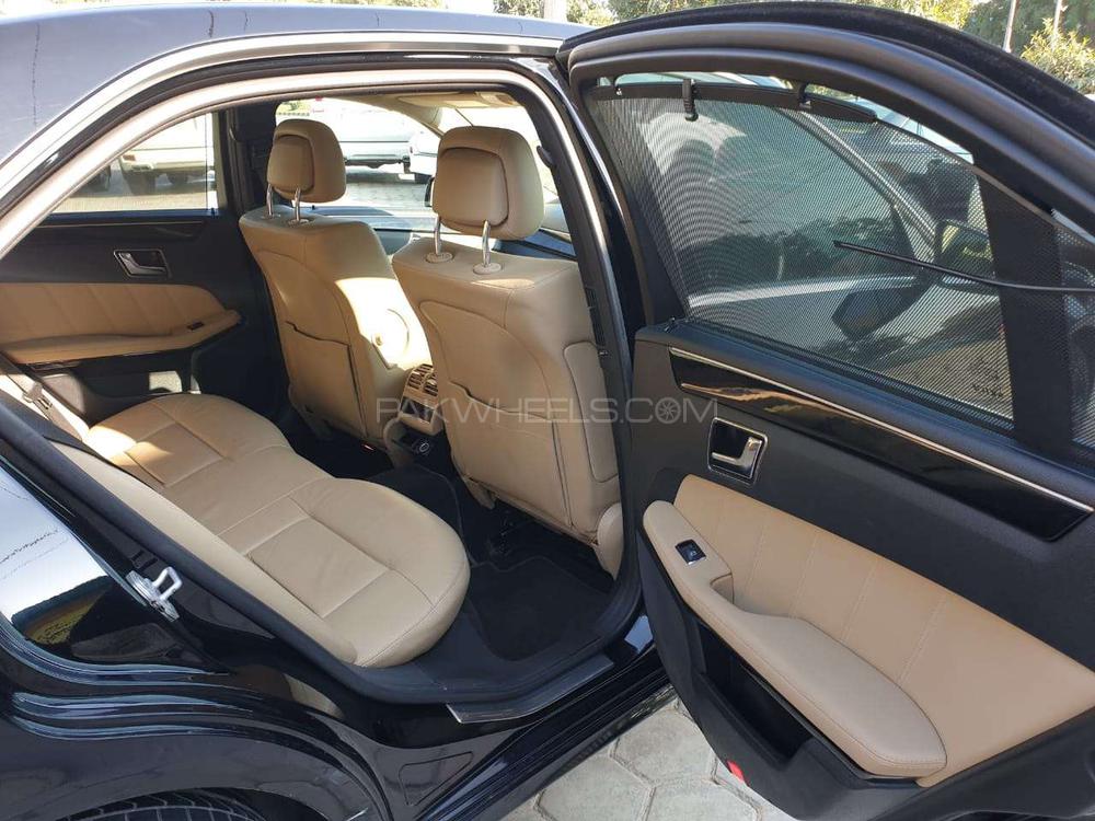 Mercedes Benz E Class 2011 for Sale in Lahore Mercedes Benz E Class 2011 for Sale in Lahore Image-8